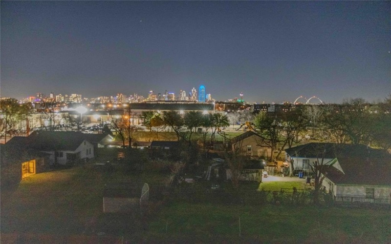 2804 Guymon Street, Dallas, TX 75212, 4 Bedrooms Bedrooms, ,3 BathroomsBathrooms,Residential,For Sale,2804 Guymon Street,0,21196192