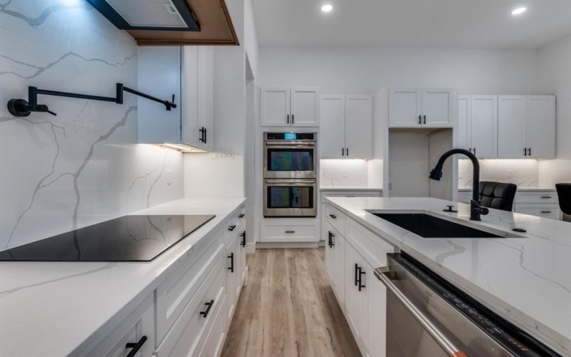 2804 Guymon Street, Dallas, TX 75212, 4 Bedrooms Bedrooms, ,3 BathroomsBathrooms,Residential,For Sale,2804 Guymon Street,0,21196192