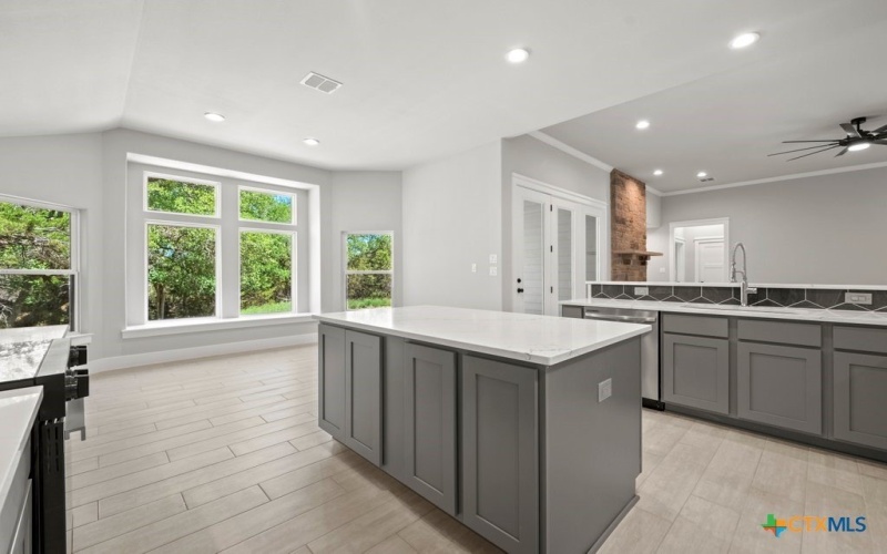 6 Sonata Circle, Wimberley, TX 78676, 3 Habitaciones Habitaciones , ,2 BañosBaños,Residential,En Venta,6 Sonata Circle,0,588983