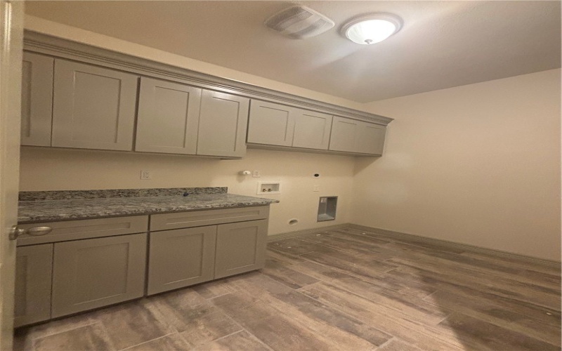 3101 Adak Court, Corpus Christi, TX 78414, 4 Bedrooms Bedrooms, ,2 BathroomsBathrooms,Residential,For Sale,3101 Adak Court,0,472622