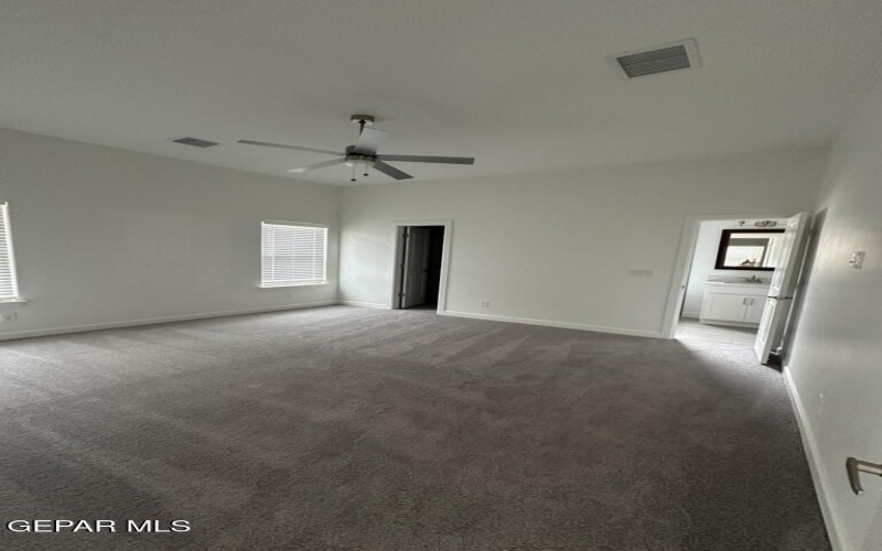 135 Bonnie Trail, Sunland Park, NM 88008, 4 Bedrooms Bedrooms, ,2 BathroomsBathrooms,Residential,For Sale,135 Bonnie Trail,0,939311