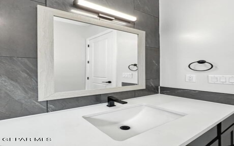 648 Paseo De La Reina Street, Horizon City, TX 79928, 4 Habitaciones Habitaciones , ,2 BañosBaños,Residential,En Venta,648 Paseo De La Reina Street,0,939320