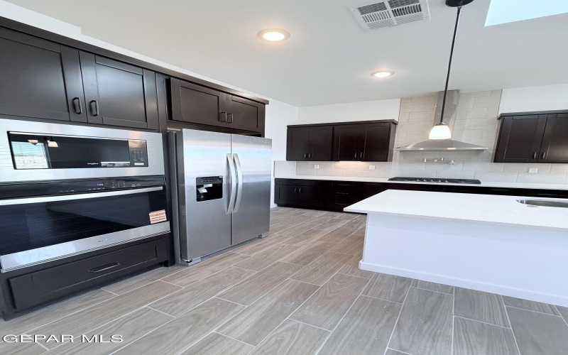 964 ELSTREE, El Paso, TX 79928, 4 Habitaciones Habitaciones , ,2 BañosBaños,Residential,En Venta,964 ELSTREE,0,939337