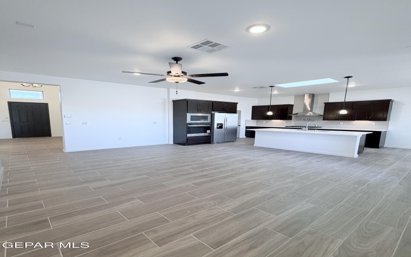 964 ELSTREE, El Paso, TX 79928, 4 Habitaciones Habitaciones , ,2 BañosBaños,Residential,En Venta,964 ELSTREE,0,939337