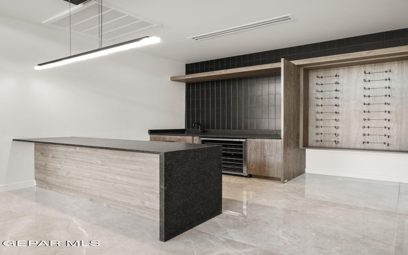 856 W Gate, El Paso, TX 79932, 4 Bedrooms Bedrooms, ,5 BathroomsBathrooms,Residential,For Sale,856 W Gate,0,939344