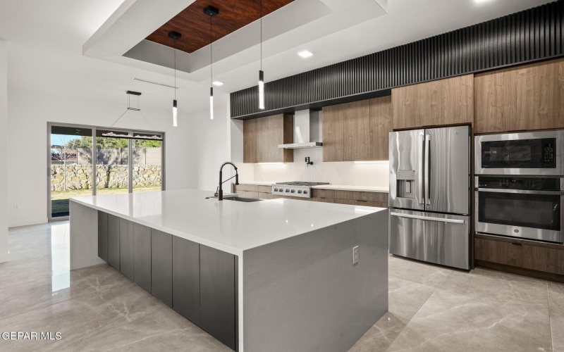 856 W Gate, El Paso, TX 79932, 4 Bedrooms Bedrooms, ,5 BathroomsBathrooms,Residential,For Sale,856 W Gate,0,939344