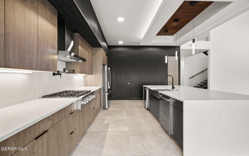 856 W Gate, El Paso, TX 79932, 4 Bedrooms Bedrooms, ,5 BathroomsBathrooms,Residential,For Sale,856 W Gate,0,939344