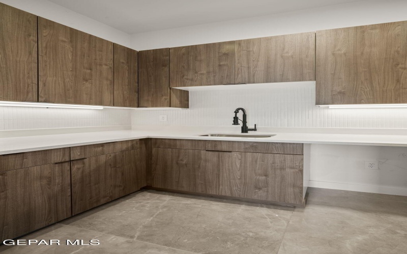 856 W Gate, El Paso, TX 79932, 4 Bedrooms Bedrooms, ,5 BathroomsBathrooms,Residential,For Sale,856 W Gate,0,939344