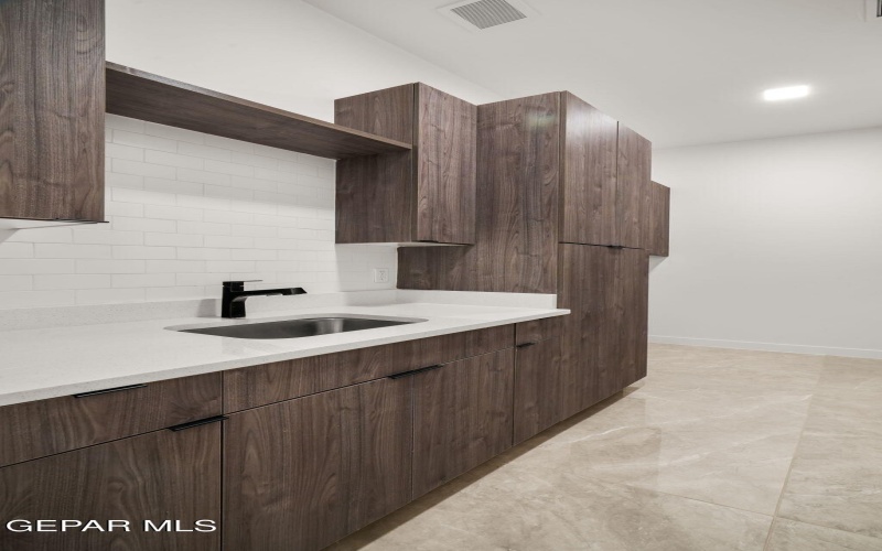 856 W Gate, El Paso, TX 79932, 4 Bedrooms Bedrooms, ,5 BathroomsBathrooms,Residential,For Sale,856 W Gate,0,939344