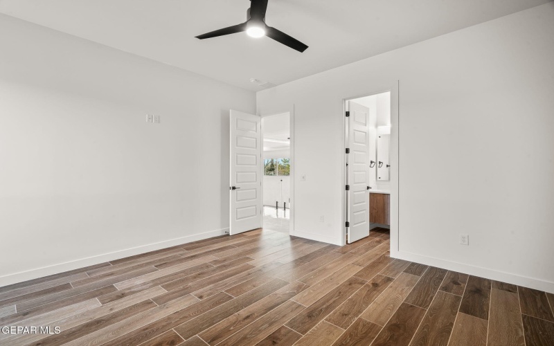 856 W Gate, El Paso, TX 79932, 4 Bedrooms Bedrooms, ,5 BathroomsBathrooms,Residential,For Sale,856 W Gate,0,939344