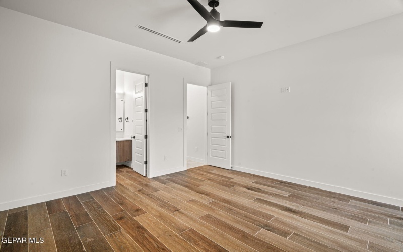 856 W Gate, El Paso, TX 79932, 4 Bedrooms Bedrooms, ,5 BathroomsBathrooms,Residential,For Sale,856 W Gate,0,939344