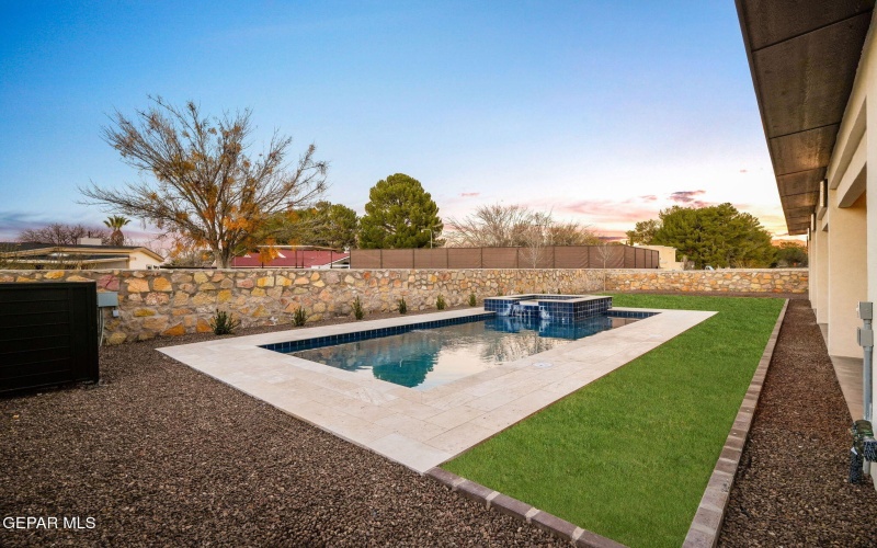 856 W Gate, El Paso, TX 79932, 4 Bedrooms Bedrooms, ,5 BathroomsBathrooms,Residential,For Sale,856 W Gate,0,939344