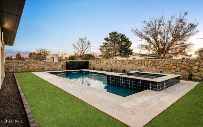 856 W Gate, El Paso, TX 79932, 4 Bedrooms Bedrooms, ,5 BathroomsBathrooms,Residential,For Sale,856 W Gate,0,939344