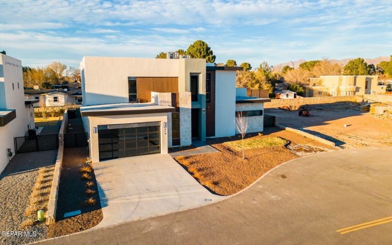 856 W Gate, El Paso, TX 79932, 4 Bedrooms Bedrooms, ,5 BathroomsBathrooms,Residential,For Sale,856 W Gate,0,939344