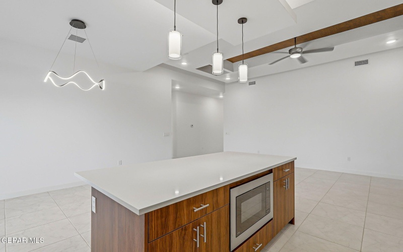 953 AQUEDUCT Avenue, El Paso, TX 79932, 3 Habitaciones Habitaciones , ,2 BañosBaños,Residential,En Venta,953 AQUEDUCT Avenue,0,939346