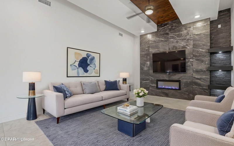 953 AQUEDUCT Avenue, El Paso, TX 79932, 3 Habitaciones Habitaciones , ,2 BañosBaños,Residential,En Venta,953 AQUEDUCT Avenue,0,939346