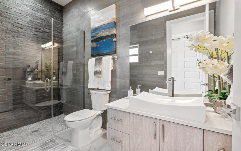 469 COUNTRY OAKS Drive, El Paso, TX 79932, 4 Habitaciones Habitaciones , ,5 BañosBaños,Residential,En Venta,469 COUNTRY OAKS Drive,0,939348