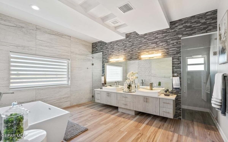 469 COUNTRY OAKS Drive, El Paso, TX 79932, 4 Habitaciones Habitaciones , ,5 BañosBaños,Residential,En Venta,469 COUNTRY OAKS Drive,0,939348