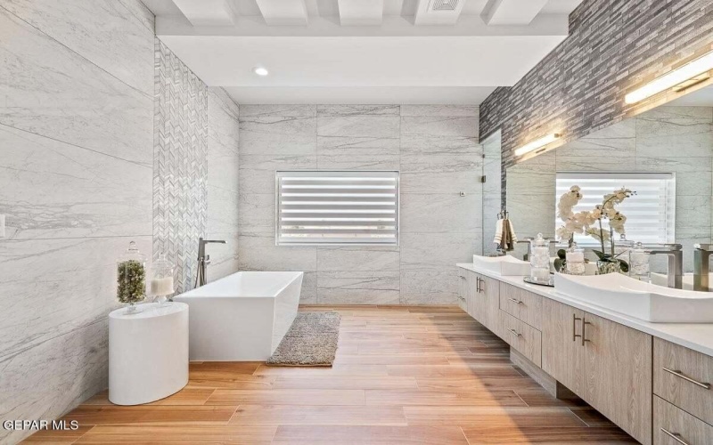 469 COUNTRY OAKS Drive, El Paso, TX 79932, 4 Habitaciones Habitaciones , ,5 BañosBaños,Residential,En Venta,469 COUNTRY OAKS Drive,0,939348