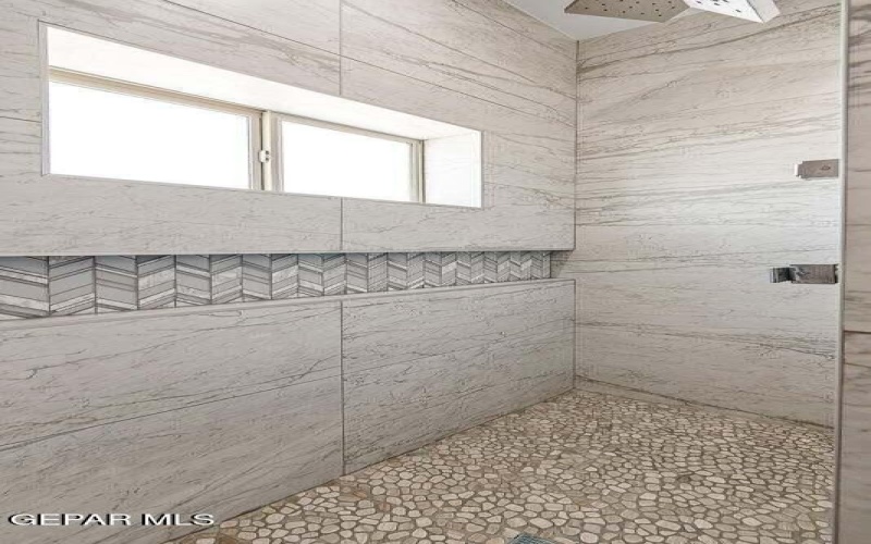 469 COUNTRY OAKS Drive, El Paso, TX 79932, 4 Habitaciones Habitaciones , ,5 BañosBaños,Residential,En Venta,469 COUNTRY OAKS Drive,0,939348