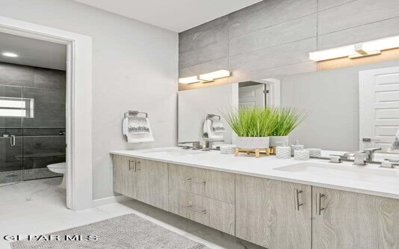 469 COUNTRY OAKS Drive, El Paso, TX 79932, 4 Habitaciones Habitaciones , ,5 BañosBaños,Residential,En Venta,469 COUNTRY OAKS Drive,0,939348