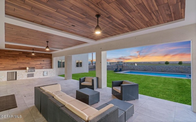 469 COUNTRY OAKS Drive, El Paso, TX 79932, 4 Habitaciones Habitaciones , ,5 BañosBaños,Residential,En Venta,469 COUNTRY OAKS Drive,0,939348