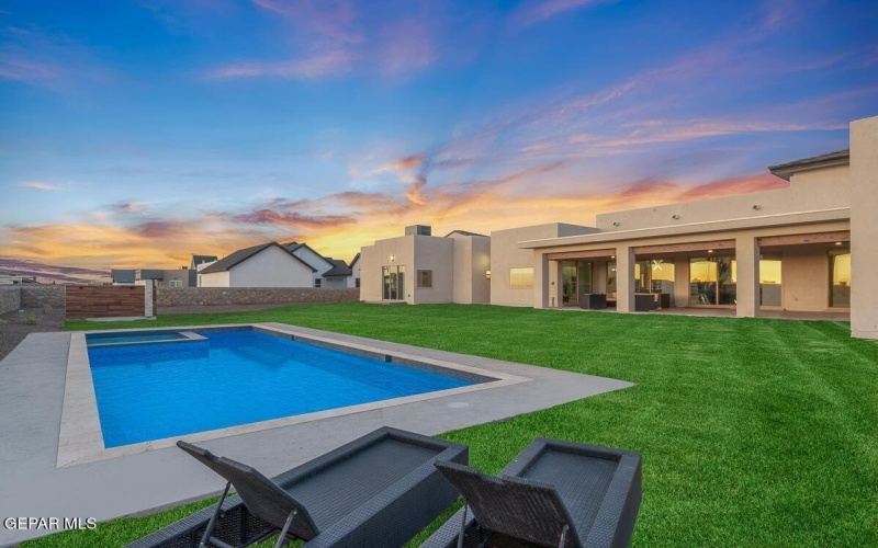 469 COUNTRY OAKS Drive, El Paso, TX 79932, 4 Habitaciones Habitaciones , ,5 BañosBaños,Residential,En Venta,469 COUNTRY OAKS Drive,0,939348