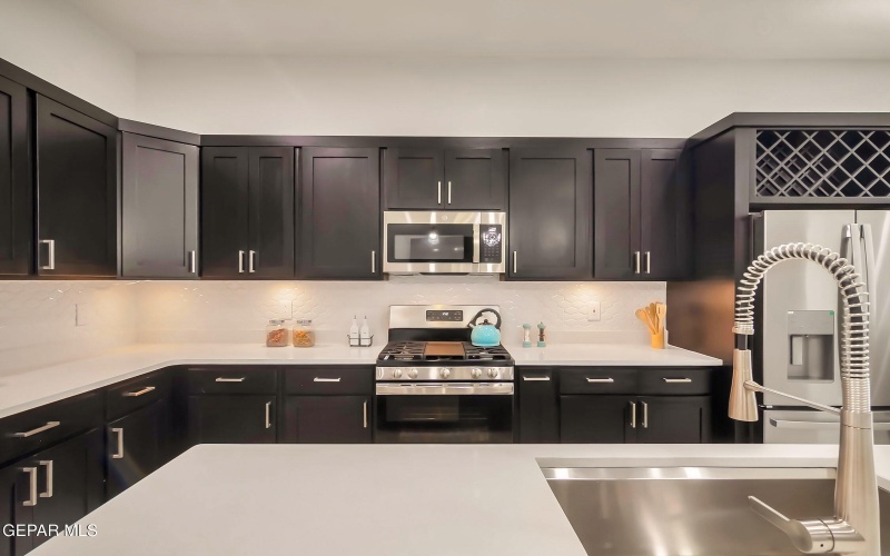 15312 Imagine Drive, El Paso, TX 79938, 4 Bedrooms Bedrooms, ,2 BathroomsBathrooms,Residential,For Sale,15312 Imagine Drive,0,939356