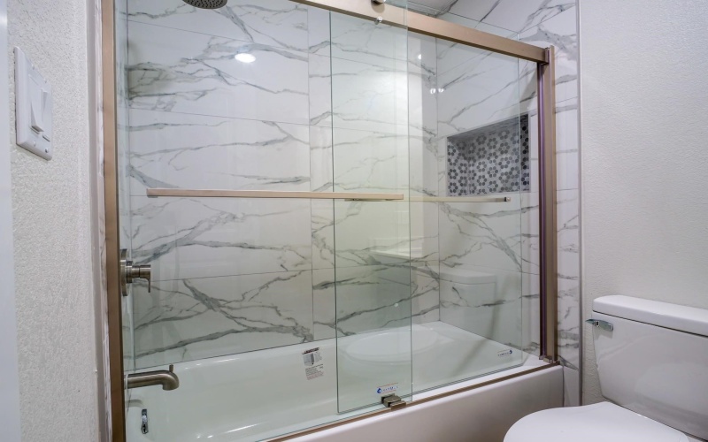 301 Cedarhill, Granite Shoals, TX 78654, 3 Bedrooms Bedrooms, ,2 BathroomsBathrooms,Residential,For Sale,301 Cedarhill,0,176783