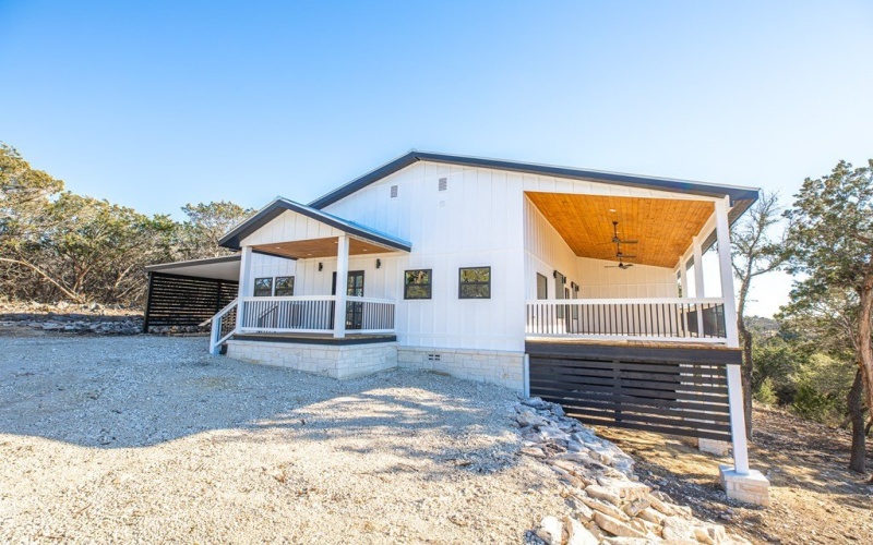 183 Wood Trail, Kerrville, TX 78028, 3 Bedrooms Bedrooms, ,2 BathroomsBathrooms,Residential,For Sale,183 Wood Trail,0,122672