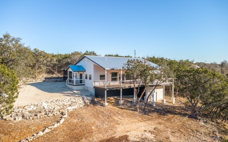 183 Wood Trail, Kerrville, TX 78028, 3 Bedrooms Bedrooms, ,2 BathroomsBathrooms,Residential,For Sale,183 Wood Trail,0,122672