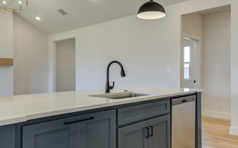 6913 13th Street, Lubbock, TX 79416, 3 Bedrooms Bedrooms, ,2 BathroomsBathrooms,Residential,For Sale,6913 13th Street,0,202602848