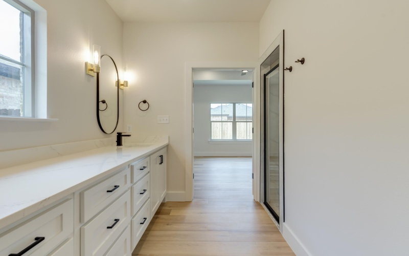 6913 13th Street, Lubbock, TX 79416, 3 Bedrooms Bedrooms, ,2 BathroomsBathrooms,Residential,For Sale,6913 13th Street,0,202602848