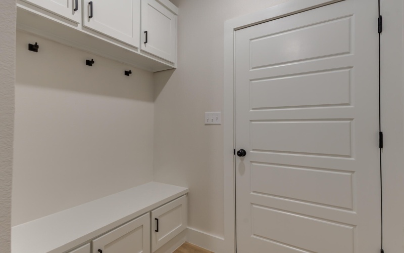 6913 13th Street, Lubbock, TX 79416, 3 Bedrooms Bedrooms, ,2 BathroomsBathrooms,Residential,For Sale,6913 13th Street,0,202602848