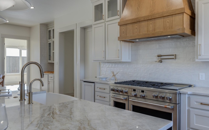 15014 Orlando Avenue, Lubbock, TX 79423, 4 Bedrooms Bedrooms, ,3 BathroomsBathrooms,Residential,For Sale,15014 Orlando Avenue,0,202602856