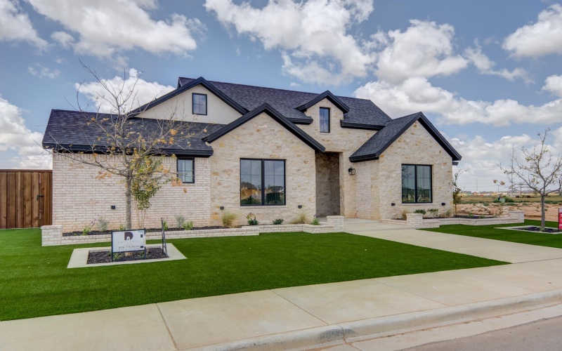 15014 Orlando Avenue, Lubbock, TX 79423, 4 Bedrooms Bedrooms, ,3 BathroomsBathrooms,Residential,For Sale,15014 Orlando Avenue,0,202602856