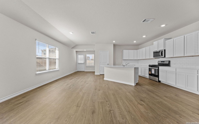 632 Sumpter Banks, Cibolo, TX 78108, 4 Habitaciones Habitaciones , ,2 BañosBaños,Residential,En Venta,632 Sumpter Banks,0,1945190