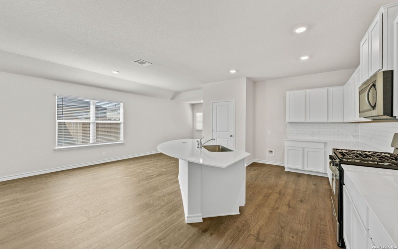 632 Sumpter Banks, Cibolo, TX 78108, 4 Habitaciones Habitaciones , ,2 BañosBaños,Residential,En Venta,632 Sumpter Banks,0,1945190