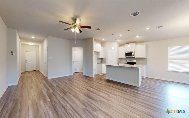 2196 Buckner Street, Nolanville, TX 76559, 3 Habitaciones Habitaciones , ,2 BañosBaños,Residential,En Venta,2196 Buckner Street,0,606191