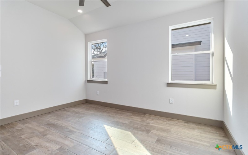 19 Summertime Circle, Wimberley, TX 78676, 3 Habitaciones Habitaciones , ,2 BañosBaños,Residential,En Venta,19 Summertime Circle,0,606210