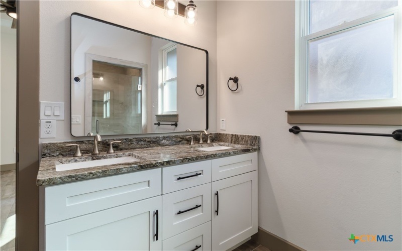 19 Summertime Circle, Wimberley, TX 78676, 3 Habitaciones Habitaciones , ,2 BañosBaños,Residential,En Venta,19 Summertime Circle,0,606210