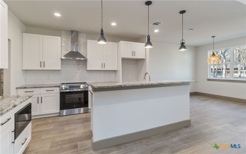 19 Summertime Circle, Wimberley, TX 78676, 3 Habitaciones Habitaciones , ,2 BañosBaños,Residential,En Venta,19 Summertime Circle,0,606210