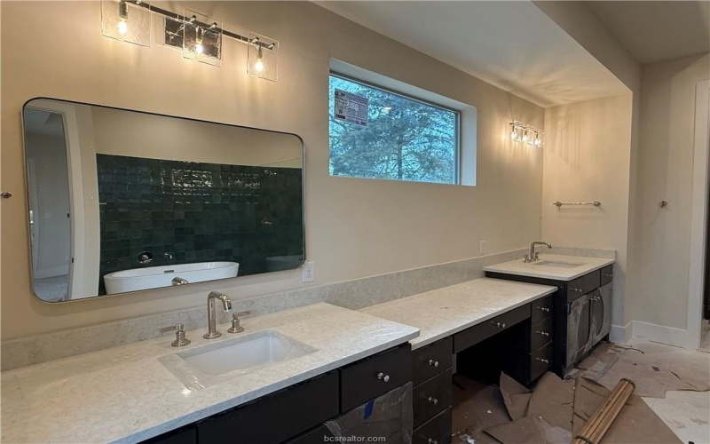 3561 Anderson Arbor Court, College Station, TX 77845, 4 Bedrooms Bedrooms, ,5 BathroomsBathrooms,Residential,For Sale,3561 Anderson Arbor Court,0,26002755