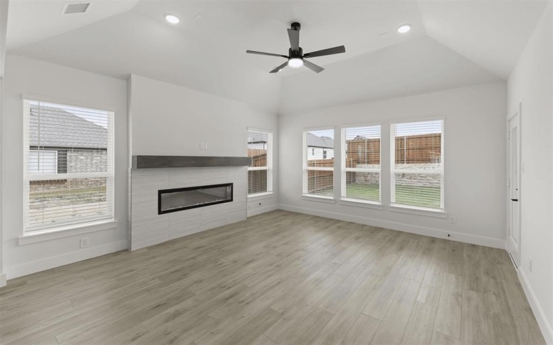 704 Valley Pines Drive, Anna, TX 75409, 5 Bedrooms Bedrooms, ,3 BathroomsBathrooms,Residential,For Sale,704 Valley Pines Drive,20681685