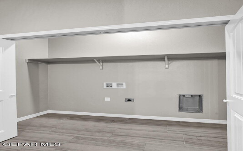 3889 Surmise Street, El Paso, TX 79938, 4 Bedrooms Bedrooms, ,2 BathroomsBathrooms,Residential,For Sale,3889 Surmise Street,0,917485