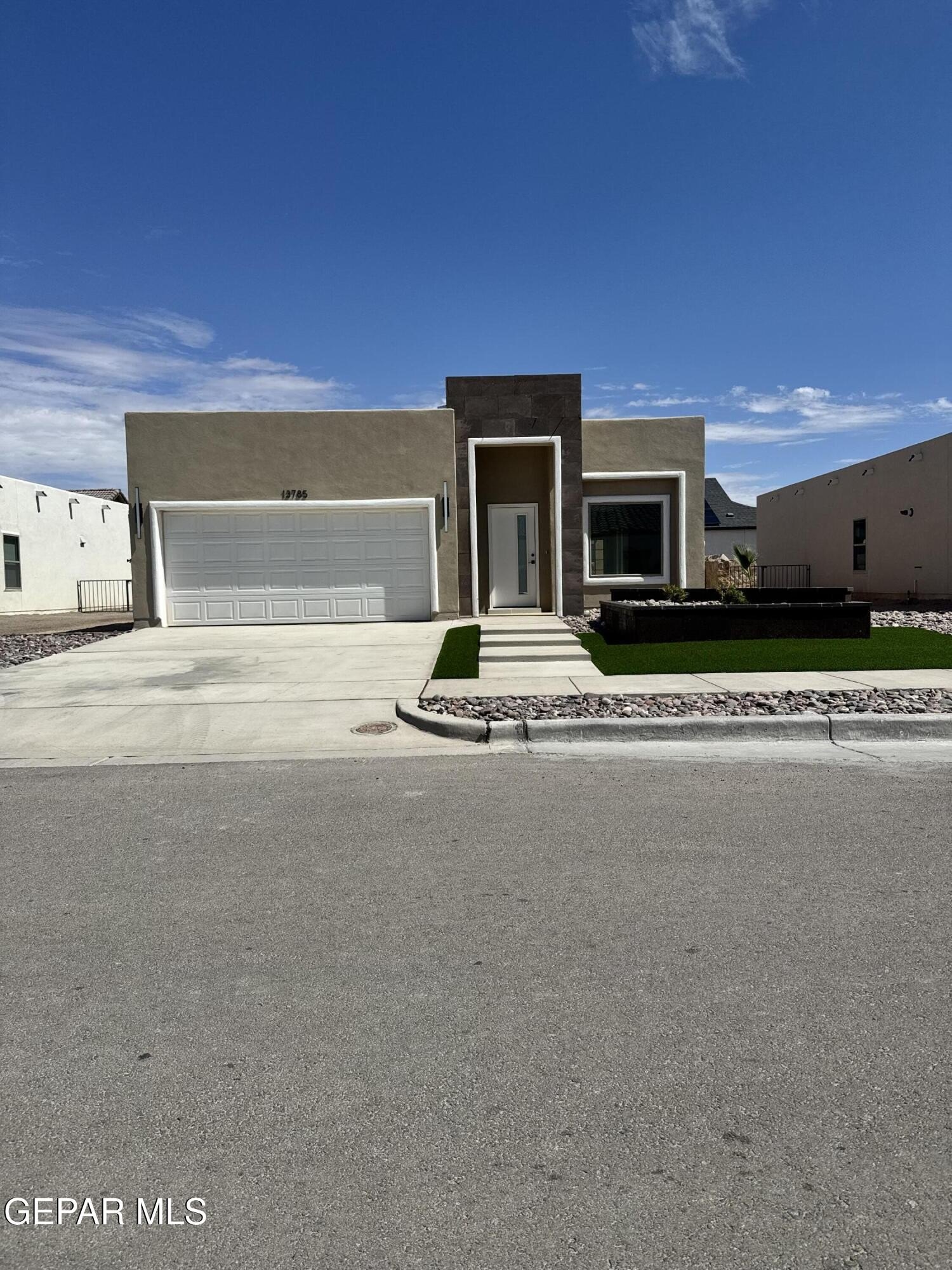 13733 LORENZ Avenue, El Paso, TX 79928, 4 Bedrooms Bedrooms, ,2 BathroomsBathrooms,Residential,For Sale,13733 LORENZ Avenue,0,939367