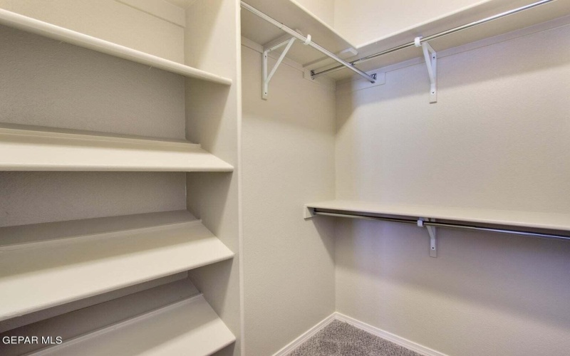 13733 LORENZ Avenue, El Paso, TX 79928, 4 Bedrooms Bedrooms, ,2 BathroomsBathrooms,Residential,For Sale,13733 LORENZ Avenue,0,939367