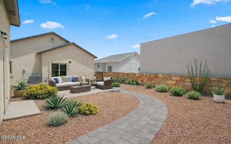 14376 STEVE JOYCE Parkway, El Paso, TX 79928, 3 Bedrooms Bedrooms, ,2 BathroomsBathrooms,Residential,For Sale,14376 STEVE JOYCE Parkway,0,939372