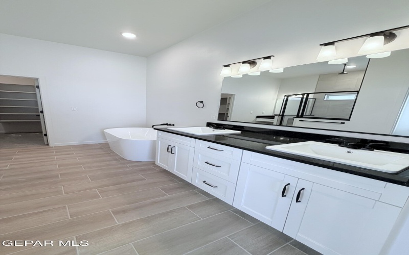 1127 GALLIUM Avenue, Sunland Park, NM 88063, 3 Bedrooms Bedrooms, ,2 BathroomsBathrooms,Residential,For Sale,1127 GALLIUM Avenue,0,939373