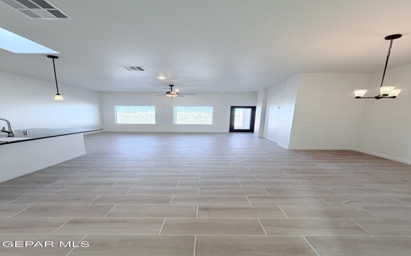 13837 PASEO DEL MAR Drive, El Paso, TX 79928, 3 Bedrooms Bedrooms, ,2 BathroomsBathrooms,Residential,For Sale,13837 PASEO DEL MAR Drive,0,939374
